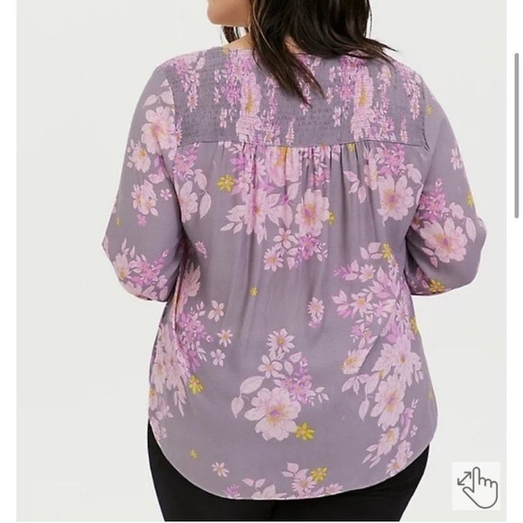 Torrid SLATE GREY & PURPLE FLORAL CREPE SMOCKED BLOUSE 1X - Picture 3 of 8